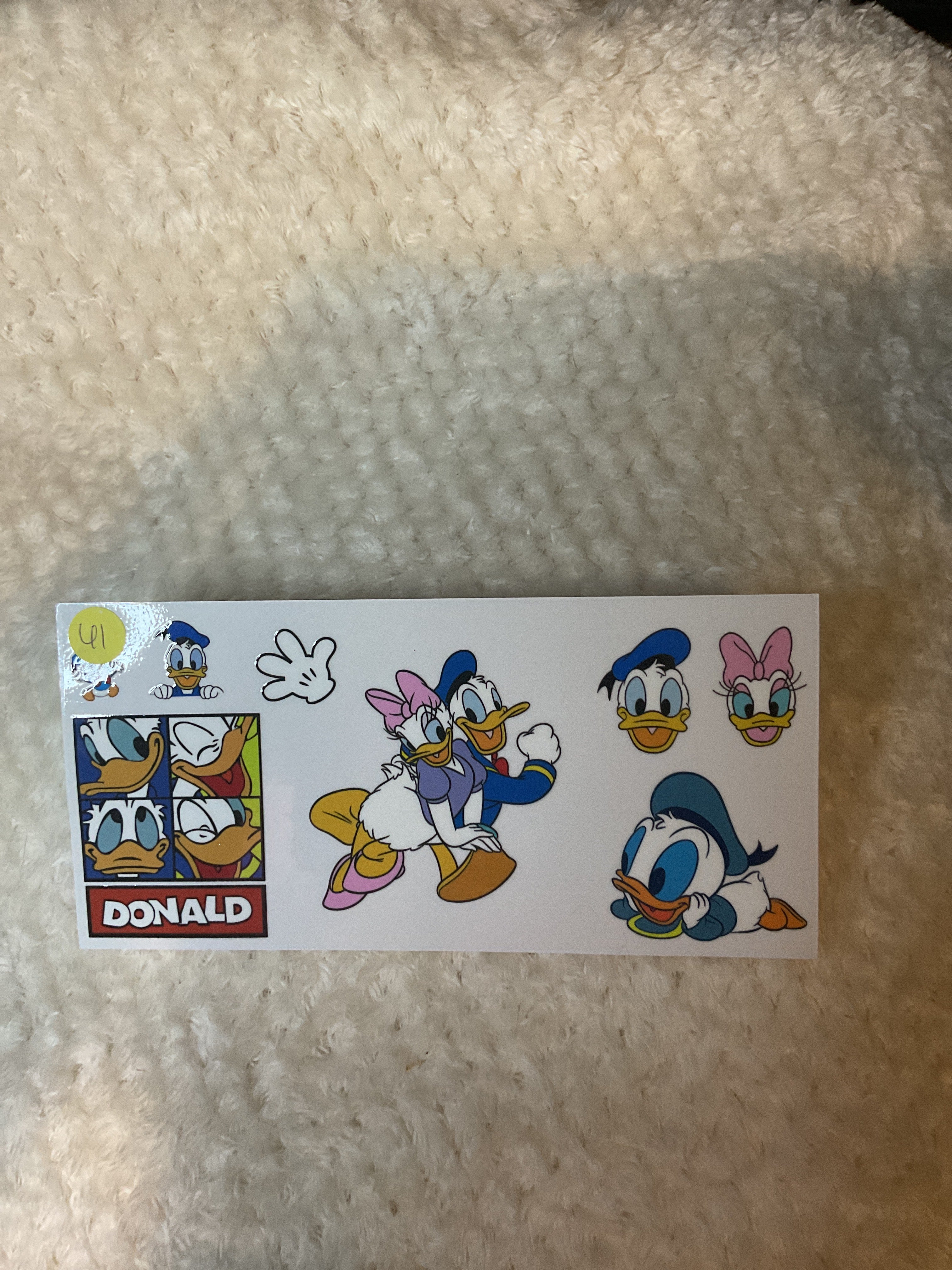Daisy and Donald 061