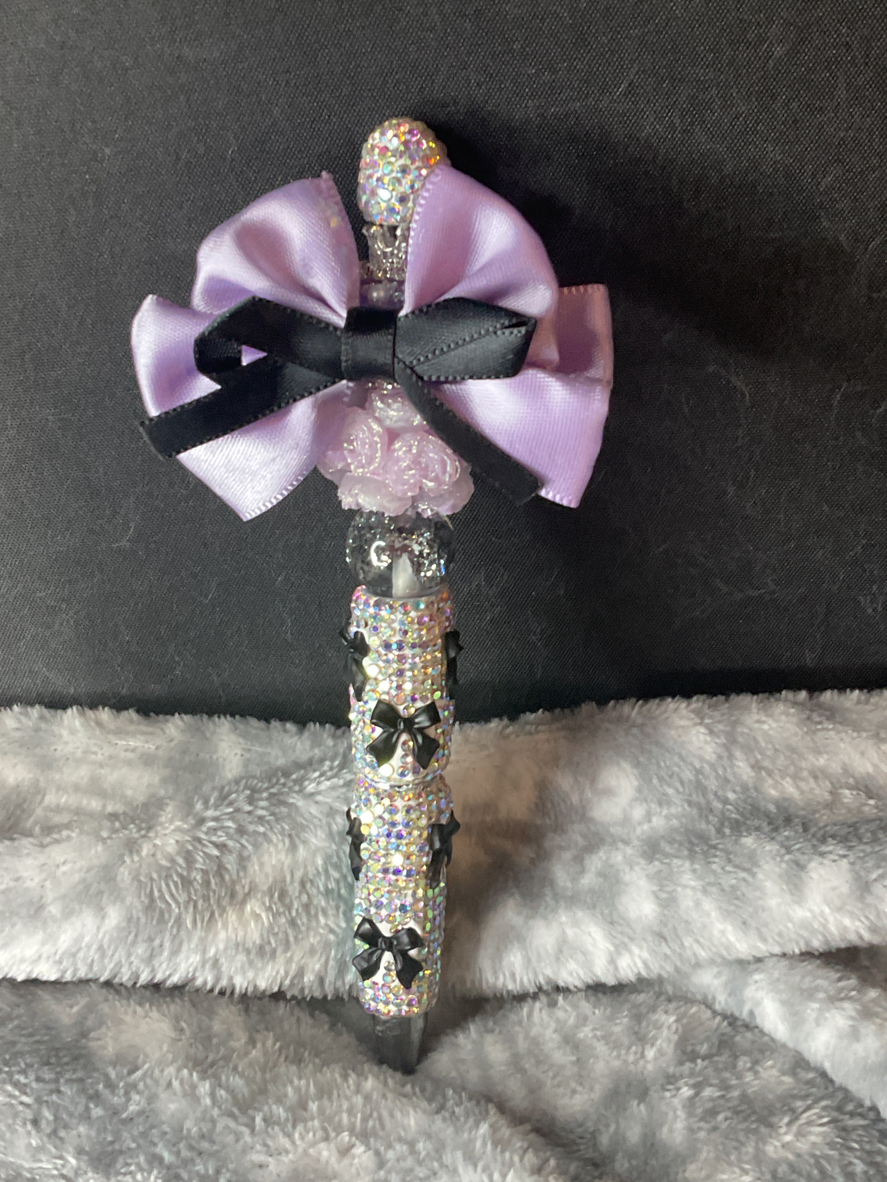 Purple bow fancy pen