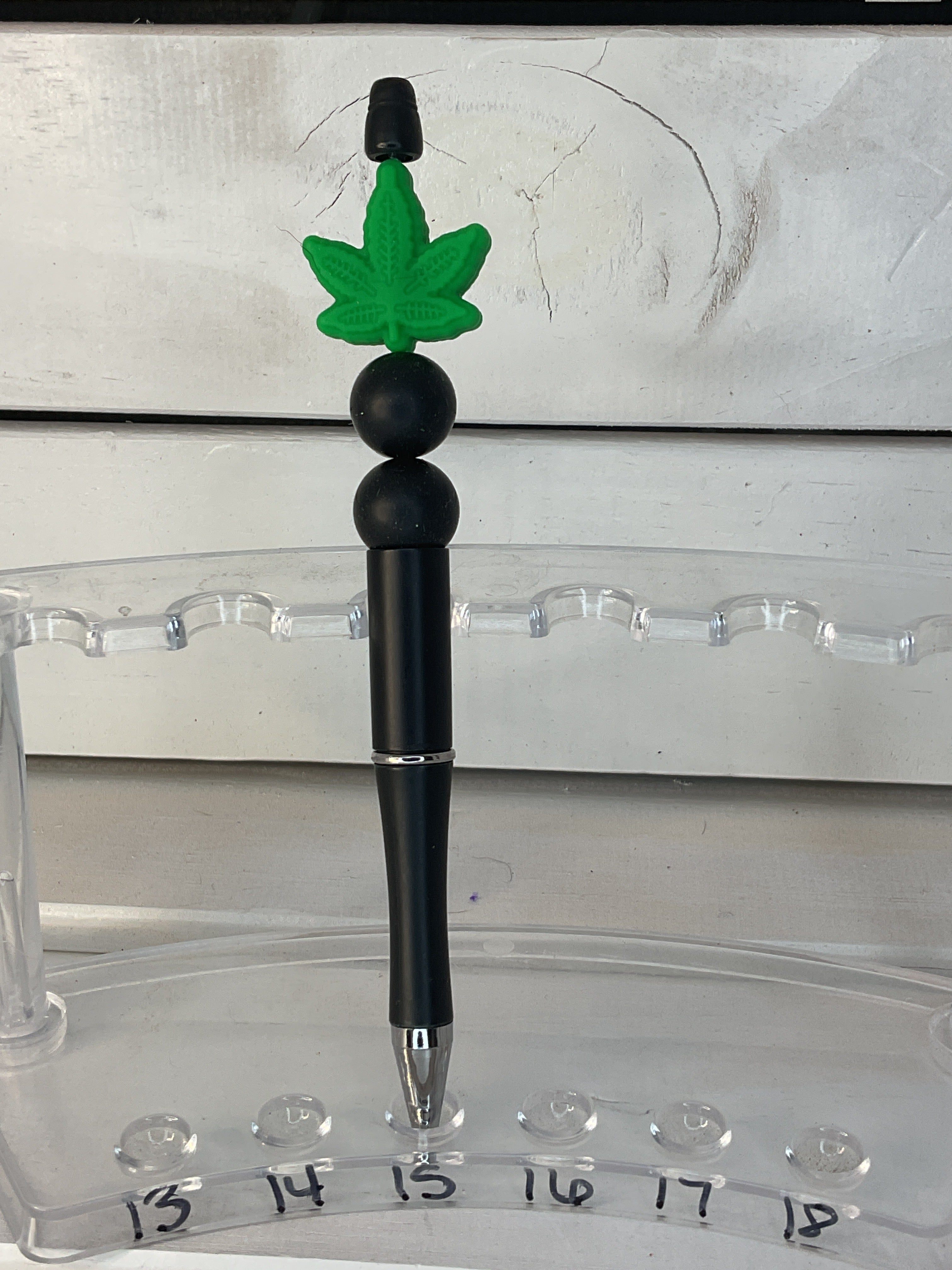 Cannabis Leaf