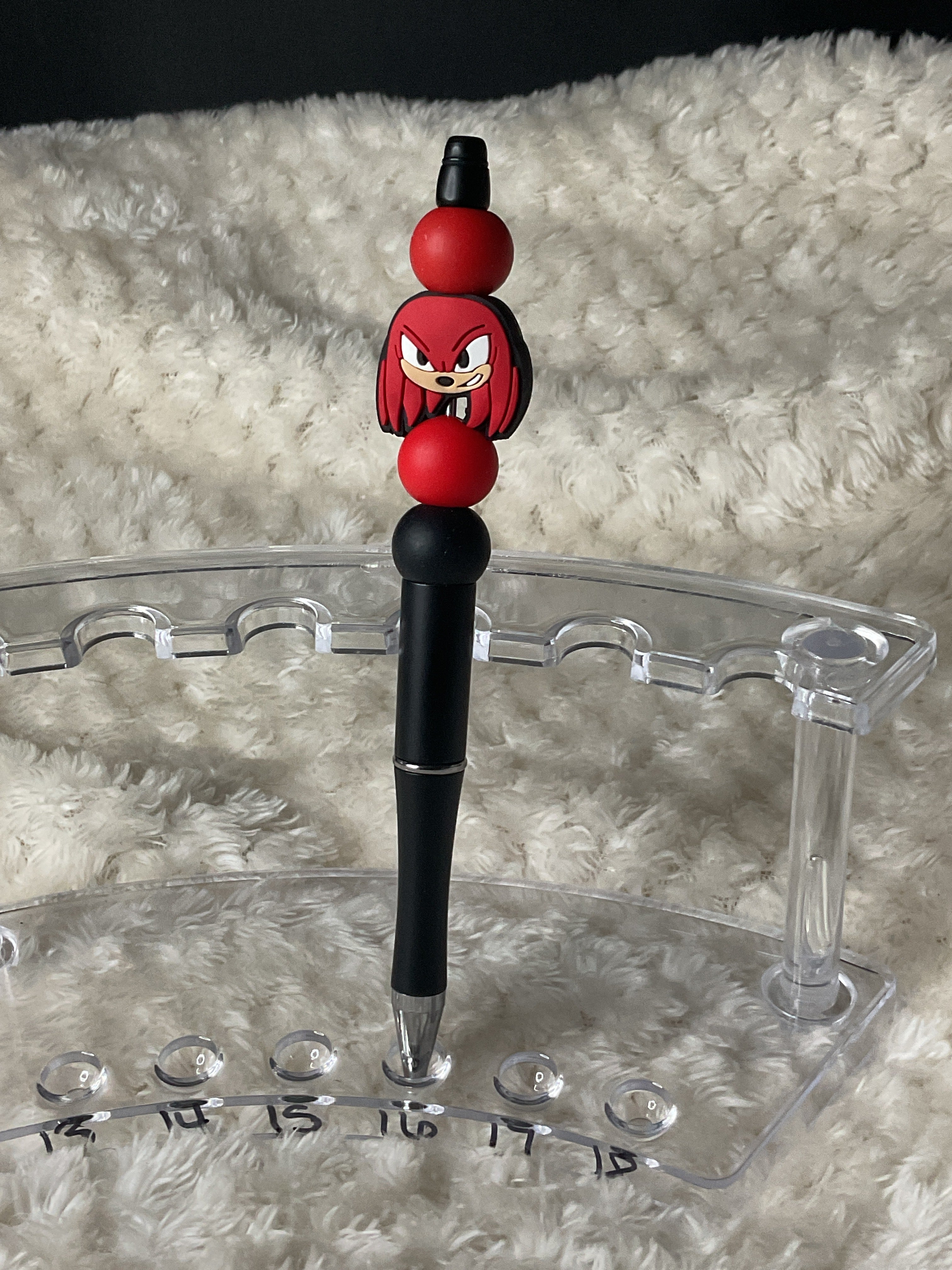 Knuckles