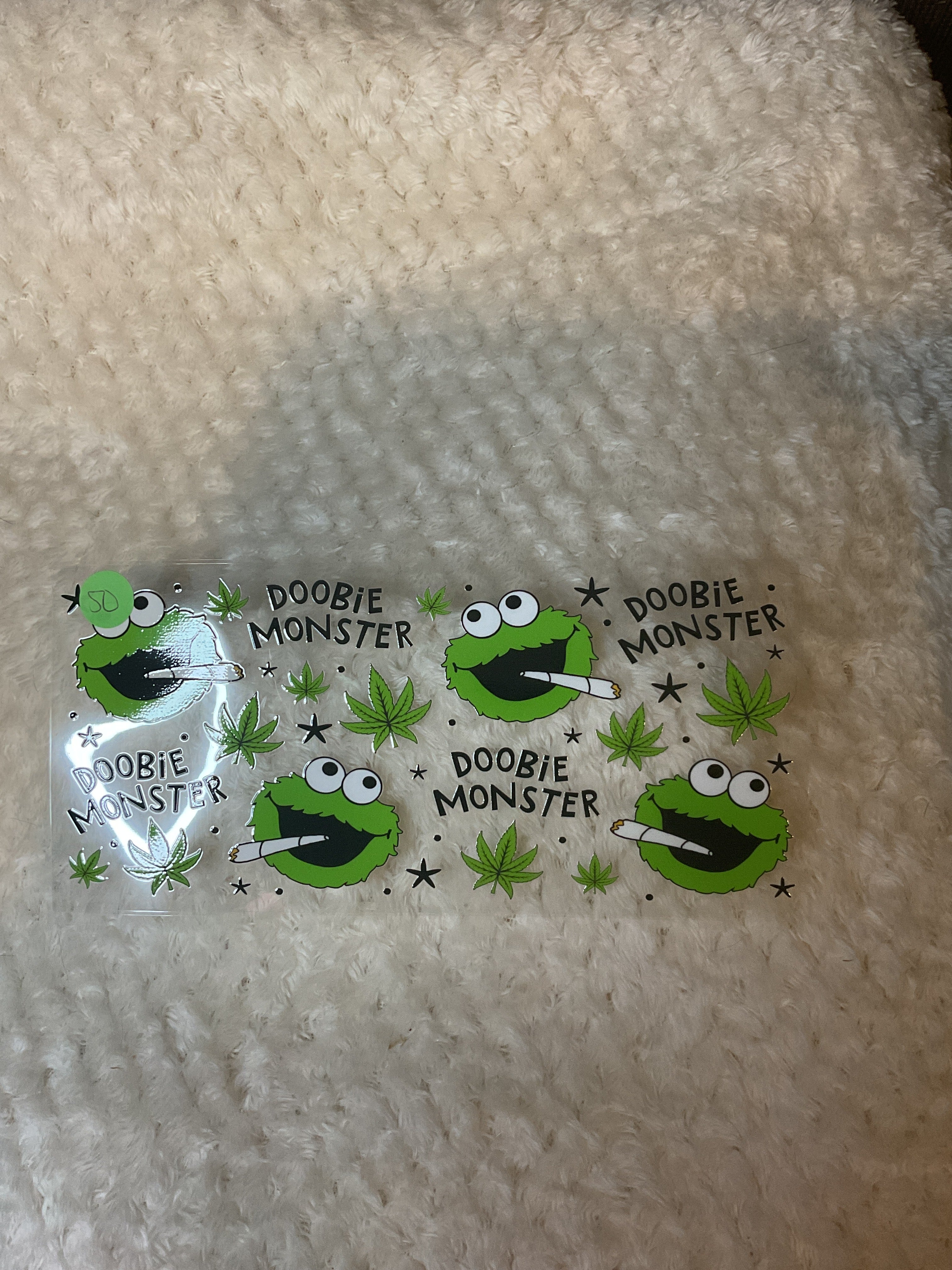 Doobie monster.     050