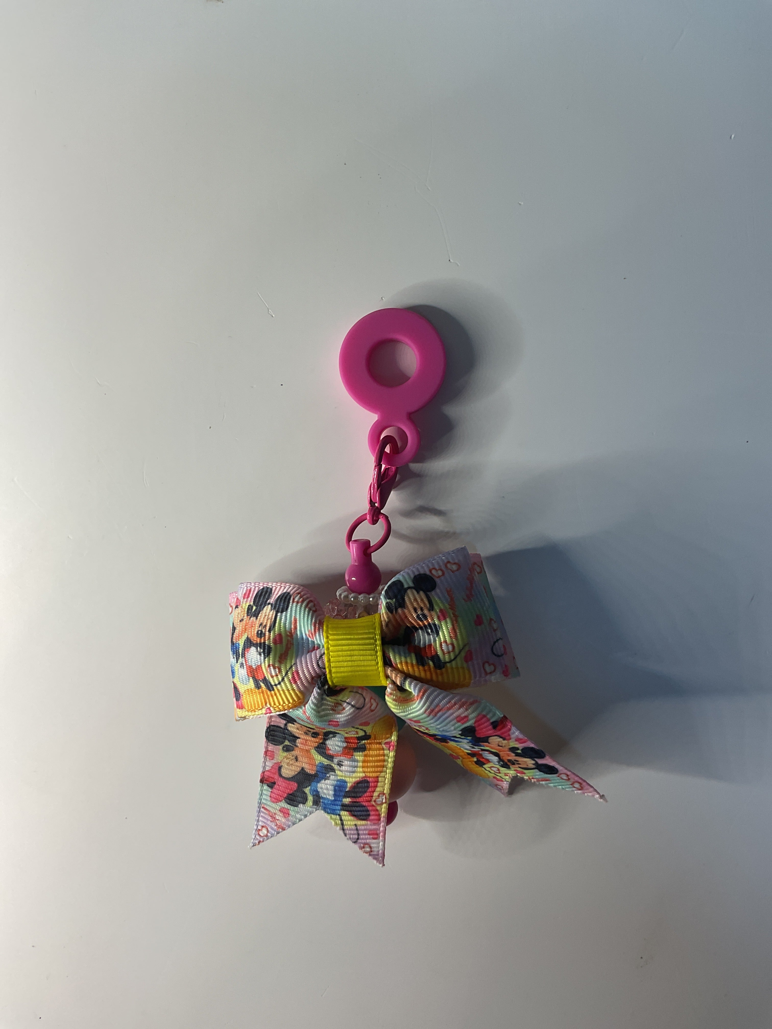 Make me a mini bow straw charm