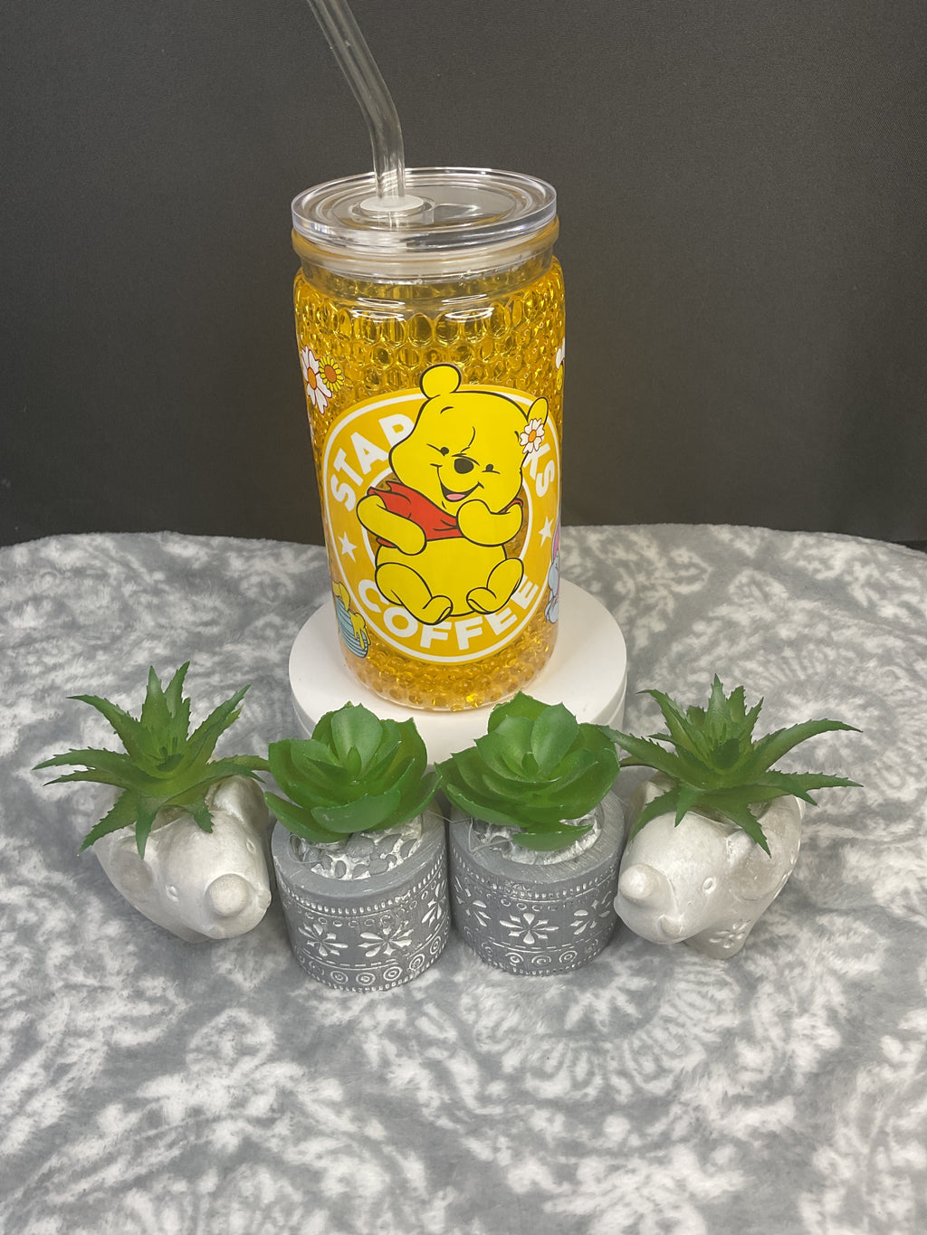 16 ounce Winnie the Pooh honeycomb