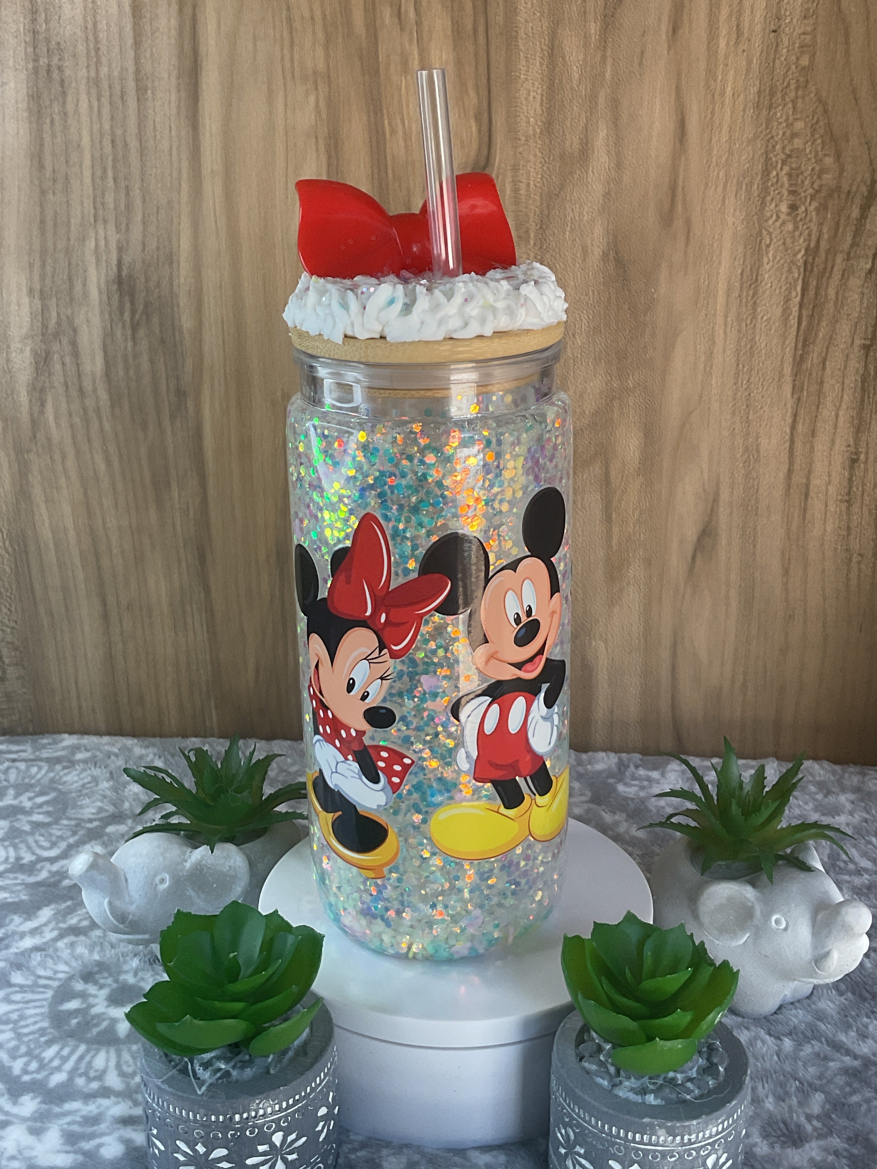 Mickey and Minnie, 20 ounce glow in the dark with frosted lid with bow