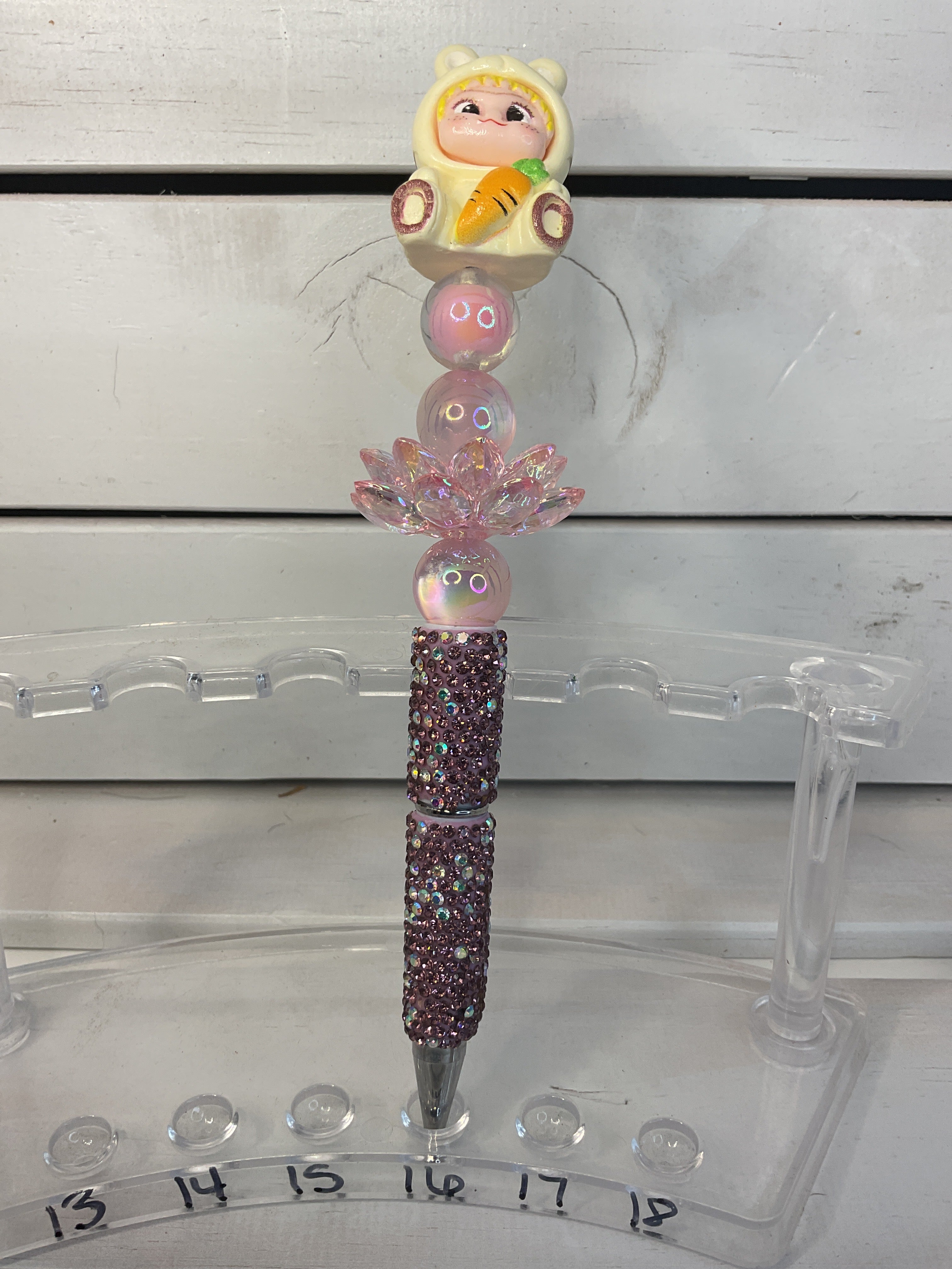 Cute bunny, pen