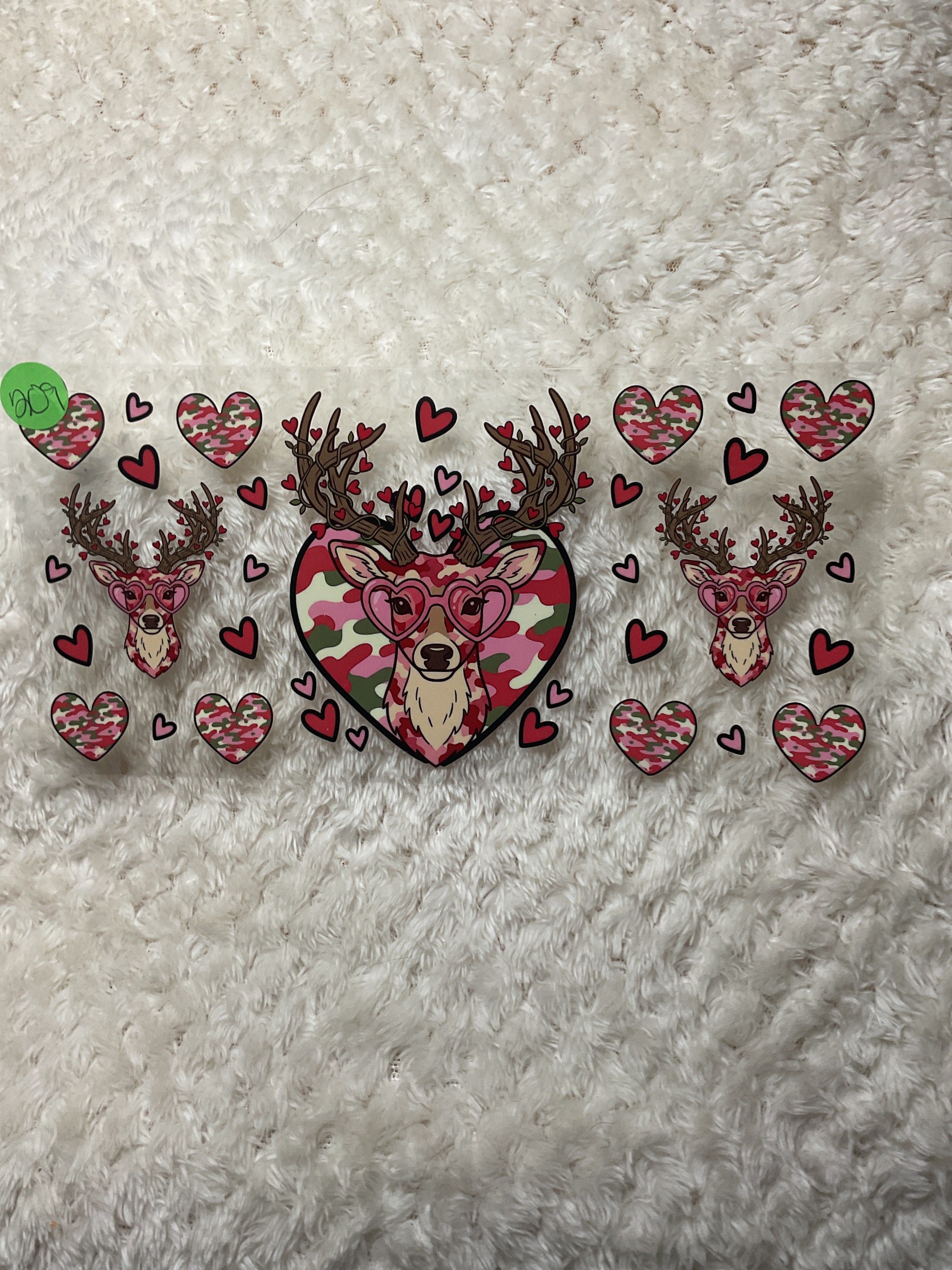 Camo heart with the Hollywood buck 209